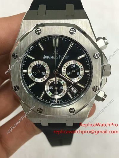 Replica Audemars Piguet Royal Oak SS Chronograph Black Rubber Strap Watch